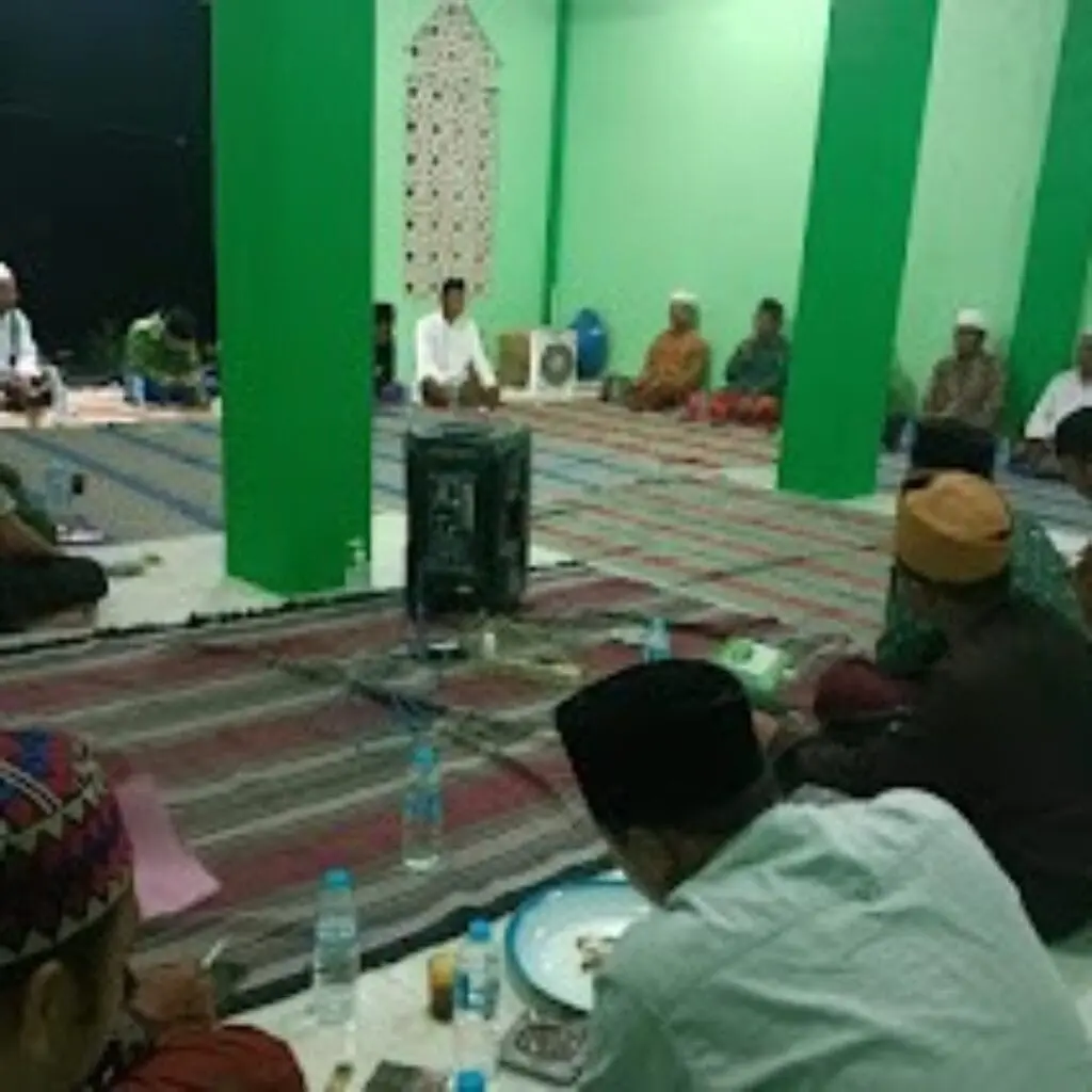 Pertemuan takmir masjid se-Pulau Giliraja di Kantor MWC NU bahas program Ramadhan