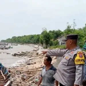 Hujan Deras Disrtai Angin Kencang, Porak Porandakan Dermaga Jujugan Giliraja