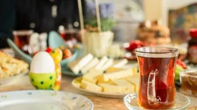 Ramadan Suhoor aka Sahur (morning meal before fasting). Or iftar (evening meal after fasting)