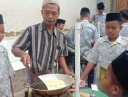 Tekuni Jualan Tahu Kres dan Pentol Tahu, Pak Junai Capai Omzet Belasan Juta Rupiah