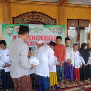 MWCNU Rubaru Gandeng Baznas Sumenep Santuni Anak Yatim