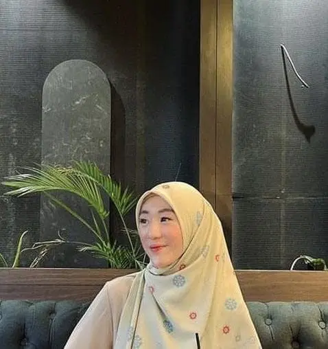 Larissa Chou