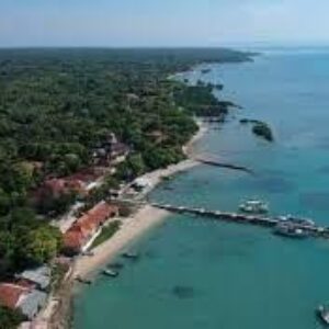 7 Wisata di Pulau Giligenting yang Masih Asri