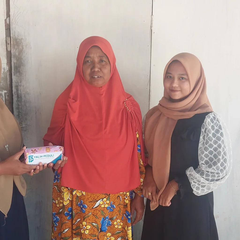 Falih Peduli (FP) yang merupakan lembaga otonom dari Falih Media (FM) menggelar santunan anak yatim dan kaum dhuafa