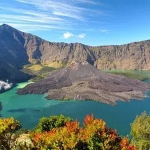 5 Gunung Terindah Di Indonesia yang Wajib Dikunjungi