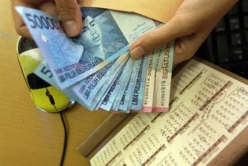 Cara Mendapatkan Uang Lewat Internet