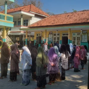 MTs Al-Hasan Giligenting Gelar Upacara Hari Jadi Ke-754 Kabupaten Sumenep