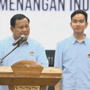 Sebelum ke KPU, Prabowo Subianto Pimpin Doa untuk Warga Palestina