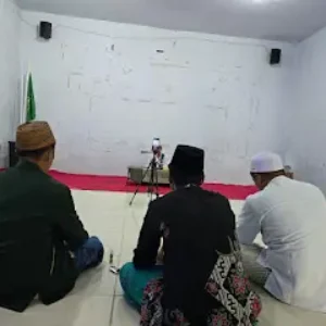 Tradisikan Keilmuan Pesantren, MWC NU Giligenting Ngaji Kitab Kuning Selama Ramadhan 1445 H