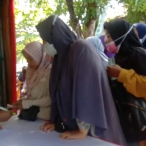 Masyarakat Antusias Datangi GPM di Area Taman Bunga Sumenep