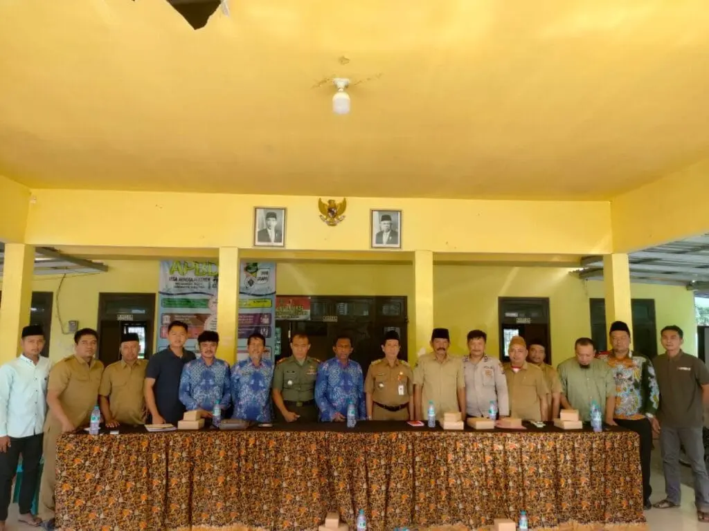 Badan Narkotika Nasional (BNN) Kabupaten Sumenep saat Menggelar Pembentukan Agen Pemulihan Intervensi Berbasis Masyarakat (IBM) di Desa Aengbaja Kenek, Kecamatan Bluto, Kabupaten Sumenep