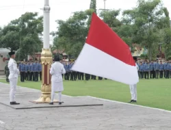 Upacara Peringatan Harkitnas di Sumenep Tetap Khidmat Meski di Guyur Hujan