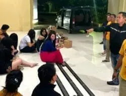 Polres Sumenep Berhasil Amankan Puluhan Dus Miras di Caffe Mr. Ball dan Lotus