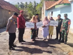 Baznas Sumenep Berikan Bantuan 3 Rumah Layak Huni untuk Korban Kebakaran di Pulau Kangean