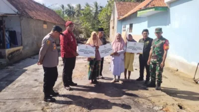 Baznas Sumenep Berikan Bantuan 3 Rumah Layak Huni untuk Korban Kebakaran di Pulau Kangean