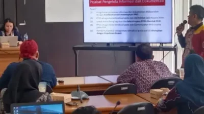 Optimalisasi PPID Sumenep: Evaluasi Implementasi Keterbukaan Informasi Publik Bersama USAID ERAT