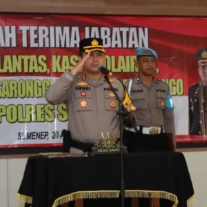 Sertijab Kasat Lantas, Kasat Polairud, dan Kapolsek di Polres Sumenep: AKBP Henri Noveri Santoso Pimpin Langsung Upacara