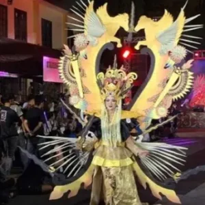 Madura Ethnic Carnival 2024 Sukses Digelar di Sumenep, Tampilkan Busana Bertema Keris dan Kesenian Lokal
