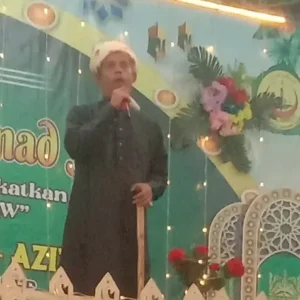 Peringatan Maulid Nabi Muhammad SAW di Mushalla Al Azizi: Warga Bersatu dalam Cinta Rasul