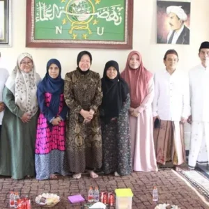 Tri Rismaharini Silaturahmi ke Ponpes Annuqayah, Tekankan Pentingnya Pendidikan Agama