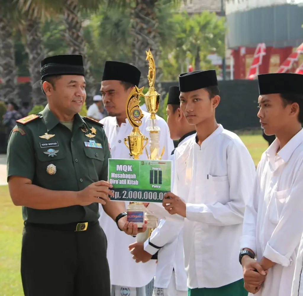 Dandim 0827 Sumenep Letkol Inf Yoyok Wahyudi Hadiri Upacara Hari Santri Nasional 2024, Serukan Peran Santri untuk Masa Depan