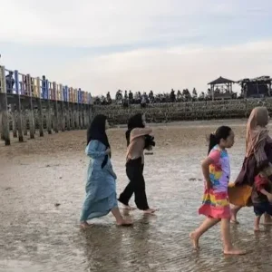 Pesona Pantai Damar Wulan, Destinasi Favorit Wisatawan di Sampang