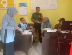 Babinsa Koramil Saronggi Tingkatkan Data Teritorial di Desa Pagarbatu