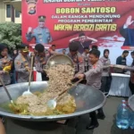 Polres Serang Gelar Masak dan Makan Besar Soto Tangkar