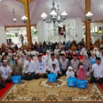 IKA-ITS Jatim Gelar Aksi Ramadan Berkah di Sumenep, Bantu 200 Anak Yatim dan Dhuafa