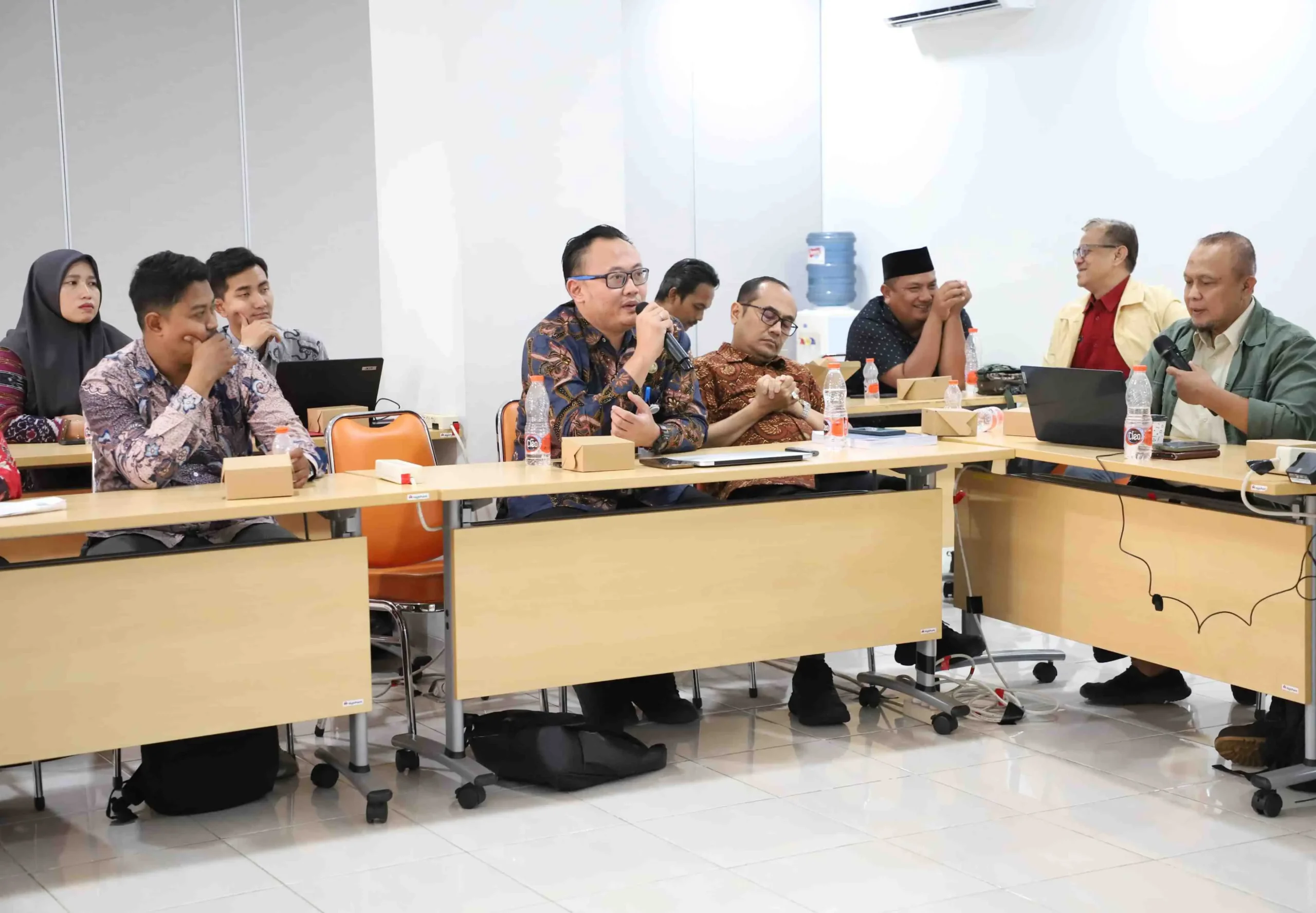 Pertemuan lintas sektor di RS Mitra Keluarga Grand Wisata Bekasi membahas strategi eliminasi TBC, HIV, dan malaria bersama Bappeda dan ADINKES Jabar