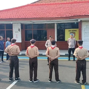 Polsek Ciputat Timur Bina Pelajar Tawuran Lewat Edukasi Karakter dan Disiplin