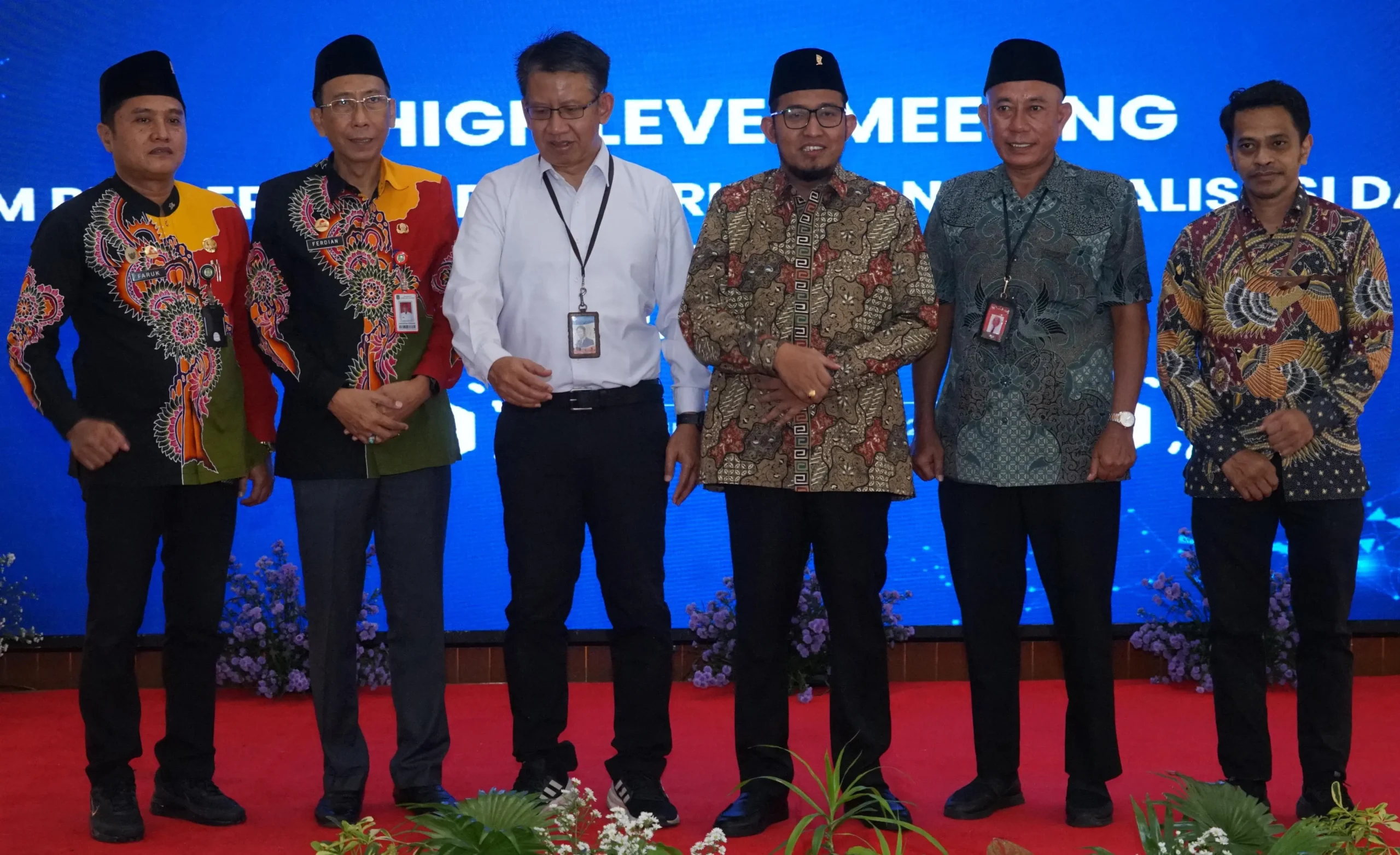 Bupati Sumenep membuka acara High Level Meeting ETPD di Pendopo Agung untuk percepatan digitalisasi transaksi UMKM dengan sistem QRIS