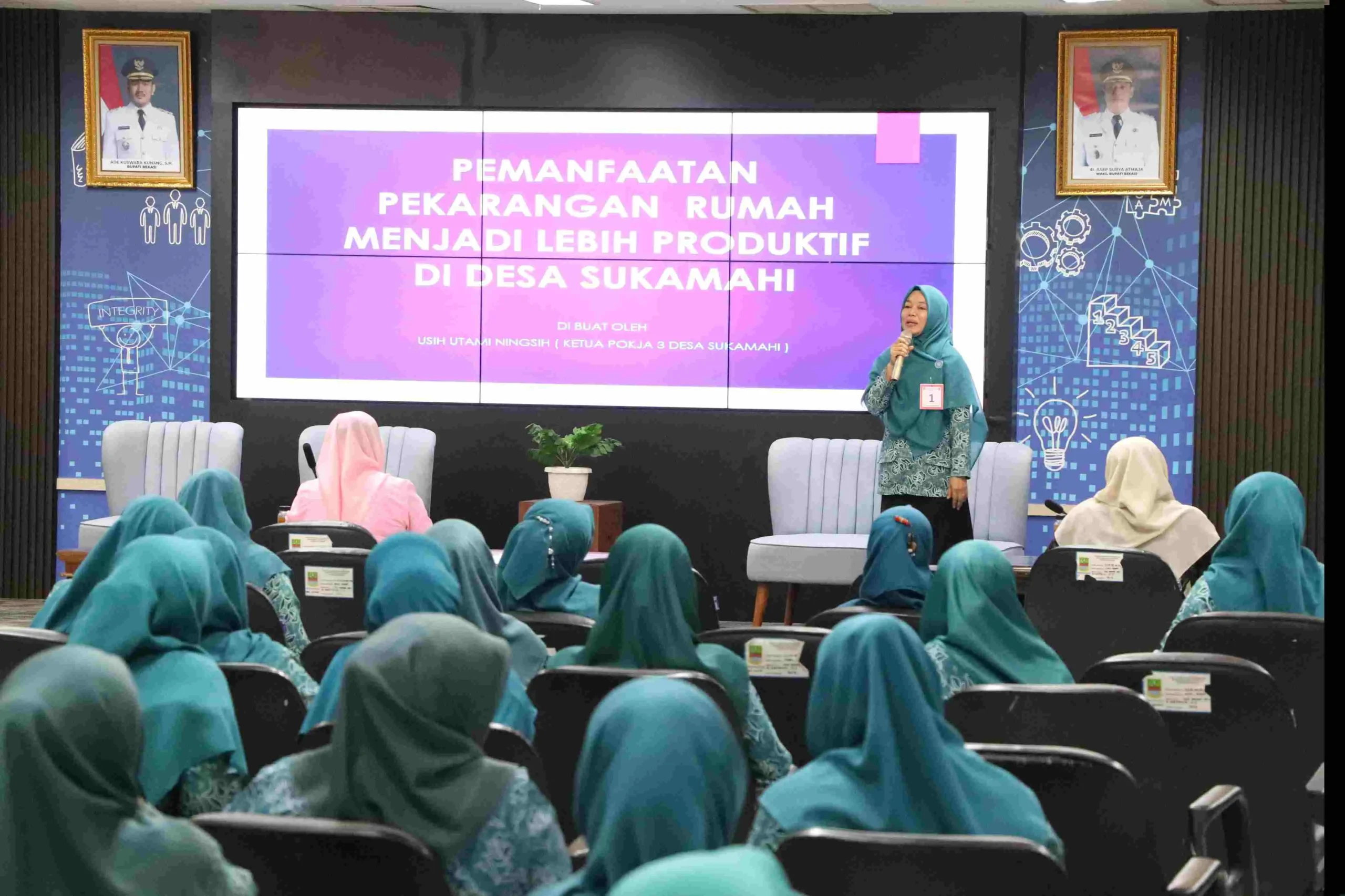 TP PKK Kabupaten Bekasi saat membuka Lomba Aku Hatinya PKK 2025 di Aula Diskominfosantik, fokus dorong pemanfaatan pekarangan secara produktif