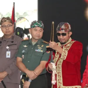 Dandim Sumenep Hadiri Kirab Pusaka Keraton, Wujud Cinta Budaya Leluhur