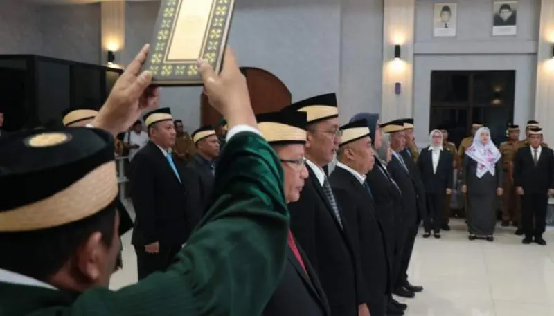 Pengambilan Sumpah Jabatan pada Rotasi Pejabat Eselon II di Kabupaten Tangerang