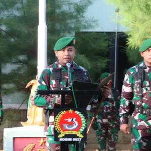 Upacara Bendera 17-an Kodim Sumenep: KASAD Tekankan Integritas, Akuntabilitas dan Cegah Judol-Pinjol