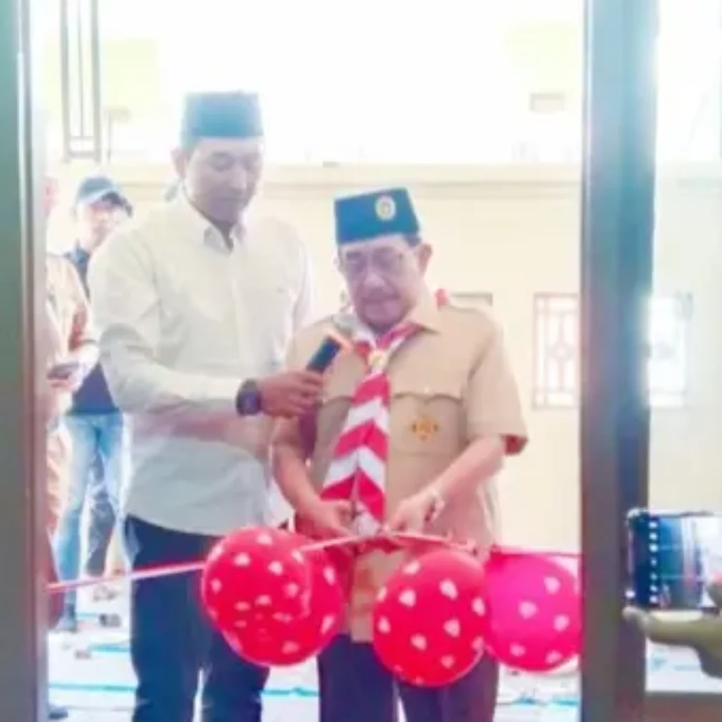 Peresmian Rumah Singgah Desa Saobi di Kota Sumenep oleh Wabup KH Imam Hasyim dan Kades Hosaini