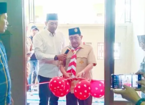 Peresmian Rumah Singgah Desa Saobi di Kota Sumenep oleh Wabup KH Imam Hasyim dan Kades Hosaini