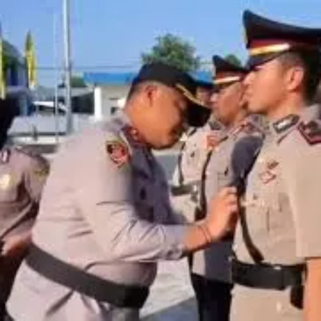 Mutasi Pejabat Polres Pamekasan_Kasihumas, Kapolsek Waru dan Tamberu Berganti