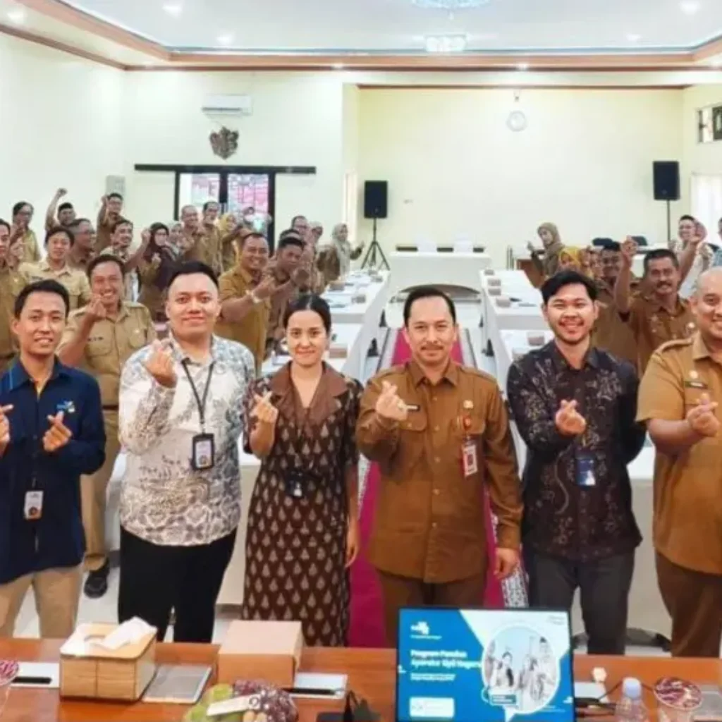 Plt Kepala BKPSDM Sumenep, Dr. Ir. Arif Firmanto, membuka sosialisasi Program Smart Save bagi PPPK di Aula Bappeda Sumenep