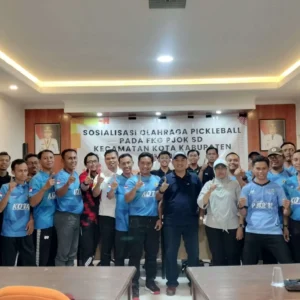 FIKK Unesa Sosialisasikan Pickleball ke Guru Olahraga SD dan Mahasiswa PJKR di Sumenep