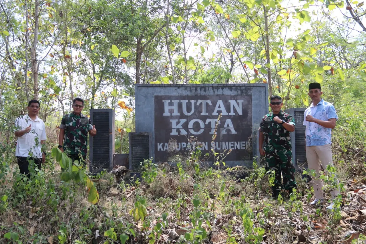 Survei lokasi pembangunan Batalyon Teritorial Pembangunan oleh Kodim 0827 Sumenep dan Korem 084 Bhaskara Jaya di Desa Kebunagung