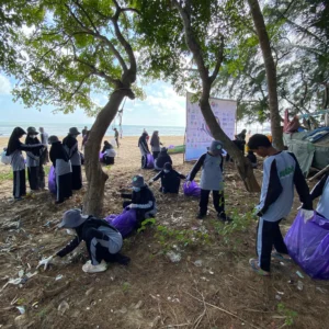 World Cleanup Day 2025: WCD Sumenep Berhasil Angkut 3,37 Ton Sampah di Kota dan Pesisir