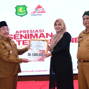 Pemkab Sumenep Beri Penghargaan Seniman Lokal sebagai Upaya Menguatkan Seni dan Budaya Daerah