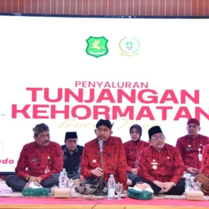 Pemkab Sumenep Salurkan Tunjangan Kehormatan untuk Guru Ngaji di 2025