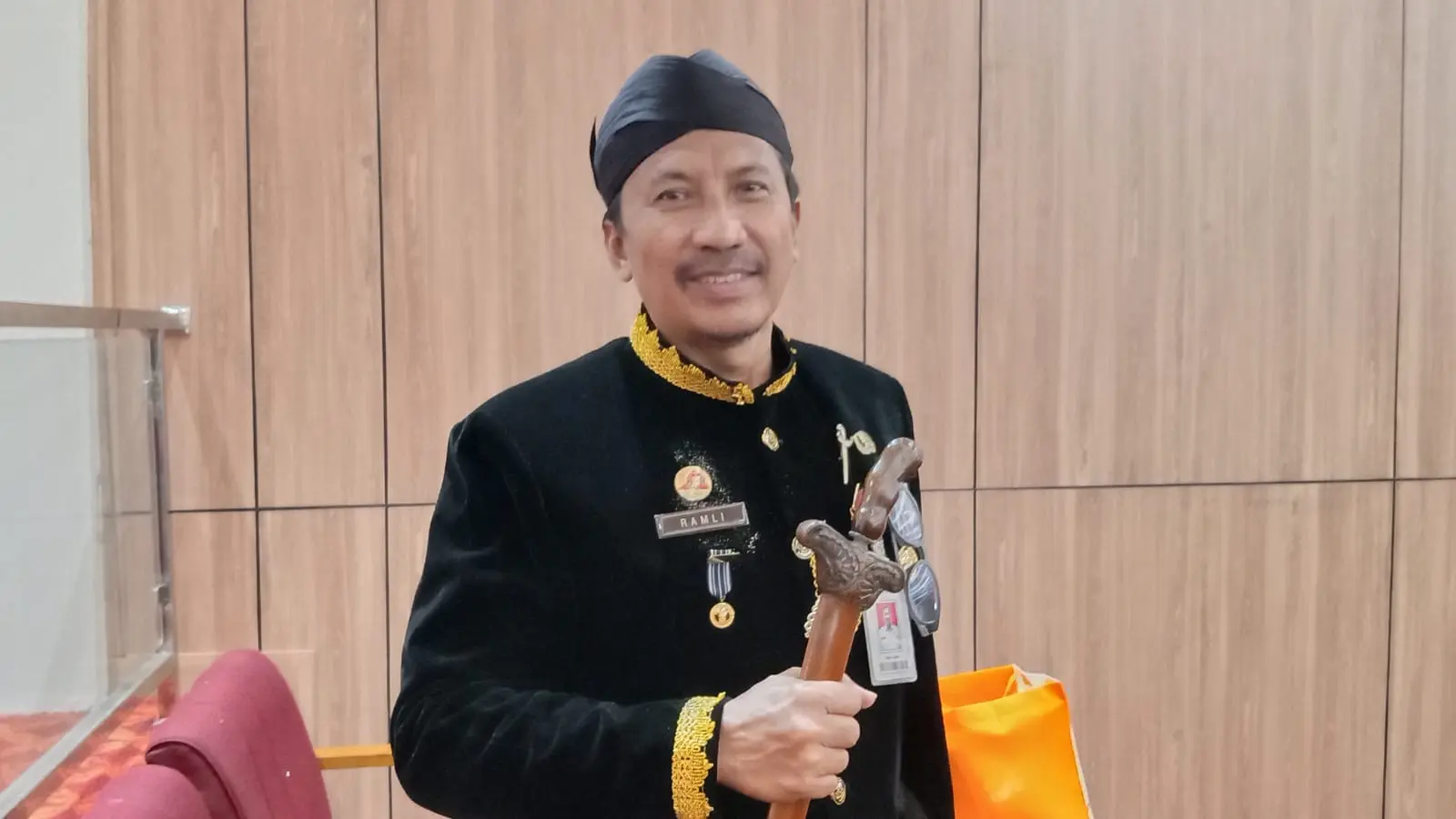 Kadis Koperasi UKM Sumenep Moh. Ramli menjelaskan peran UMKM yang menyerap 50 persen tenaga kerja di Kabupaten Sumenep