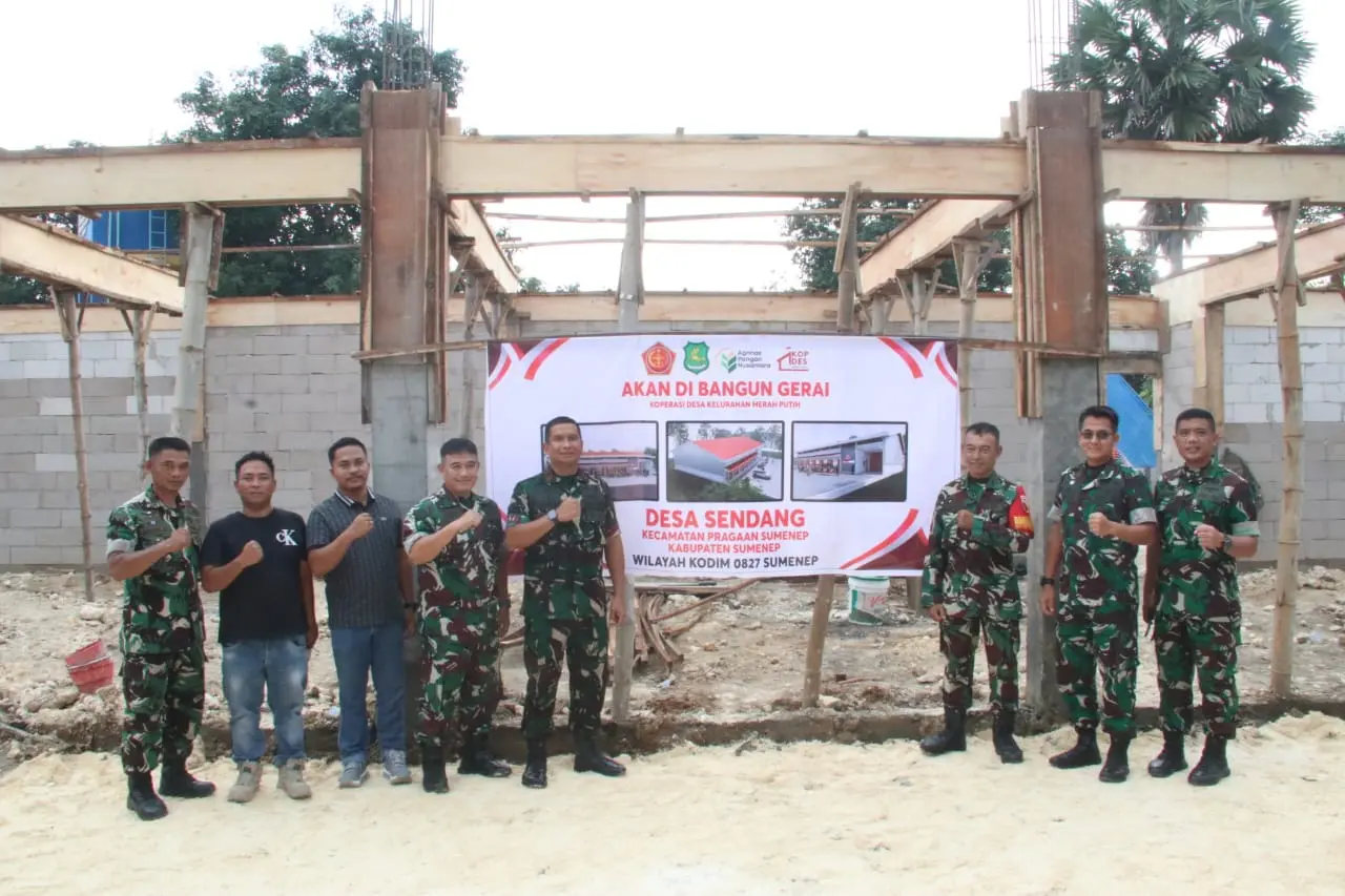 Danrem 084/Bhaskara Jaya Brigjen TNI Danny Alkadrie meninjau progres pembangunan KDKMP untuk penguatan ekonomi desa di Sumenep