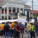 GAIB Perjuangan Demo Kejari Sampang, Desak Usut Dugaan Penggelapan Pajak di RSUD
