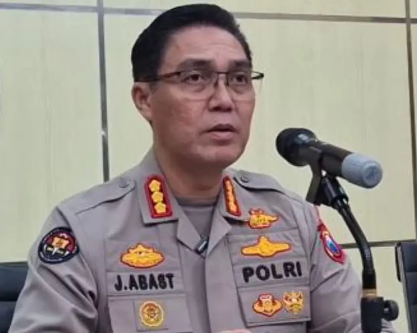 Polisi Polda Jatim memberikan penjelasan perkembangan kasus dugaan pencabulan di pondok pesantren Bangkalan