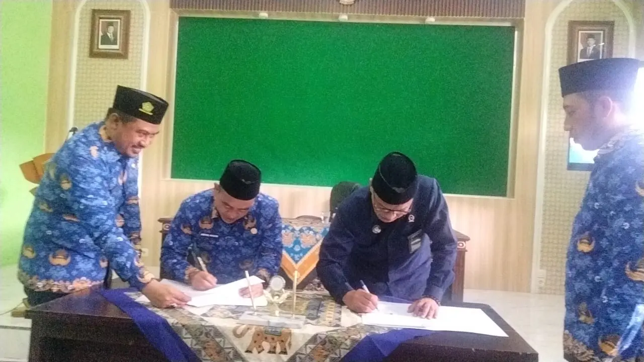 Penandatanganan kerja sama Pengadilan Agama dan Kemenag Sumenep